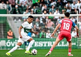 El empate entre Elche y Espanyol mantiene a ambos en puestos de playoff