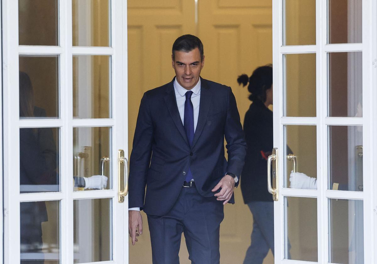 El presidente del Gobierno, Pedro Sánchez, durante su comparecencia en Moncloa este lunes.