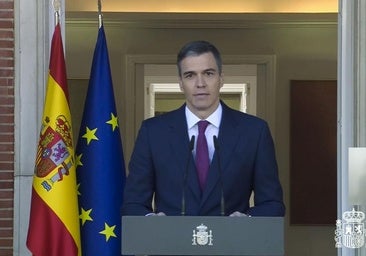 Sánchez: «He decidido seguir, con más fuerza si cabe al frente de la presidencia del Gobierno»