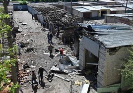 Los bombardeos rusos continúan sobre ciudades como Járkov.