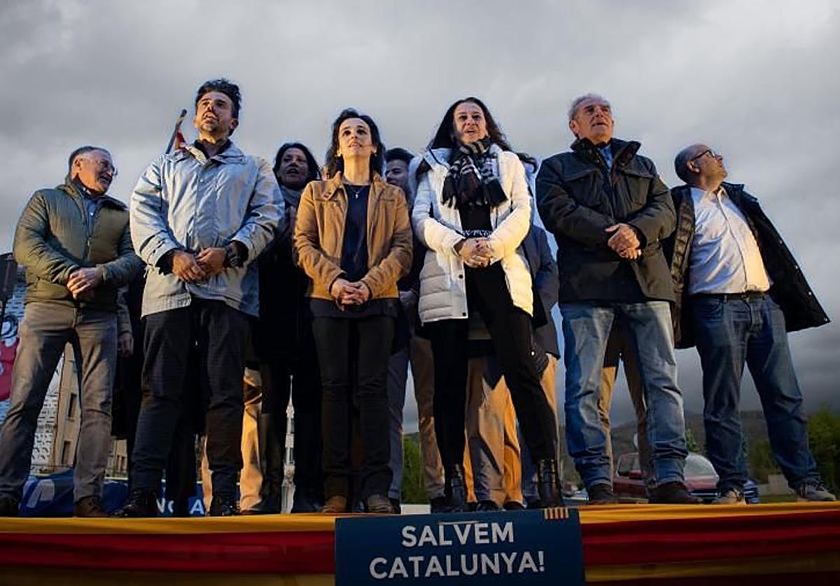 Alianza Catalana durante un acto de campaña en Ripoll (Girona).
