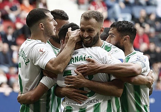 Ayoze y Fornals sentencian en Pamplona tras la expulsión de Moncayola