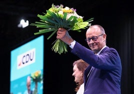 El líder de la Unión Cristianodemócrata Alemana (CDU), Friedrich Merz, este lunes en la convención de su partido en Berlín.