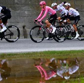 Milan se lleva el sprint en Andora y Pogacar sigue líder del Giro