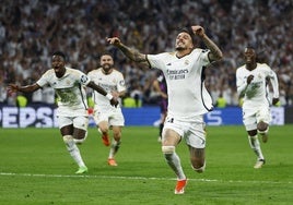 Joselu celebra su segundo gol al Bayern.