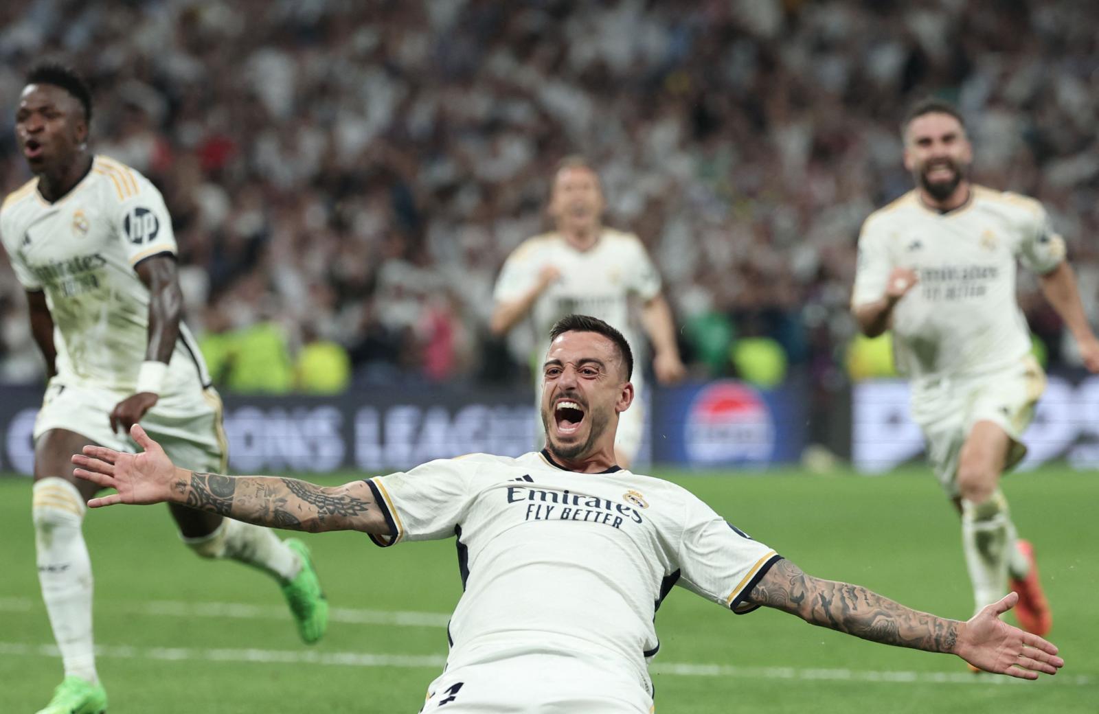 Joselu celebrando el segundo gol.