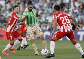 El Betis, en puestos de Europa League tras ganar al Almería