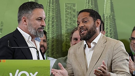 Vox resiste el zarpazo del PP y mantiene todos sus escaños
