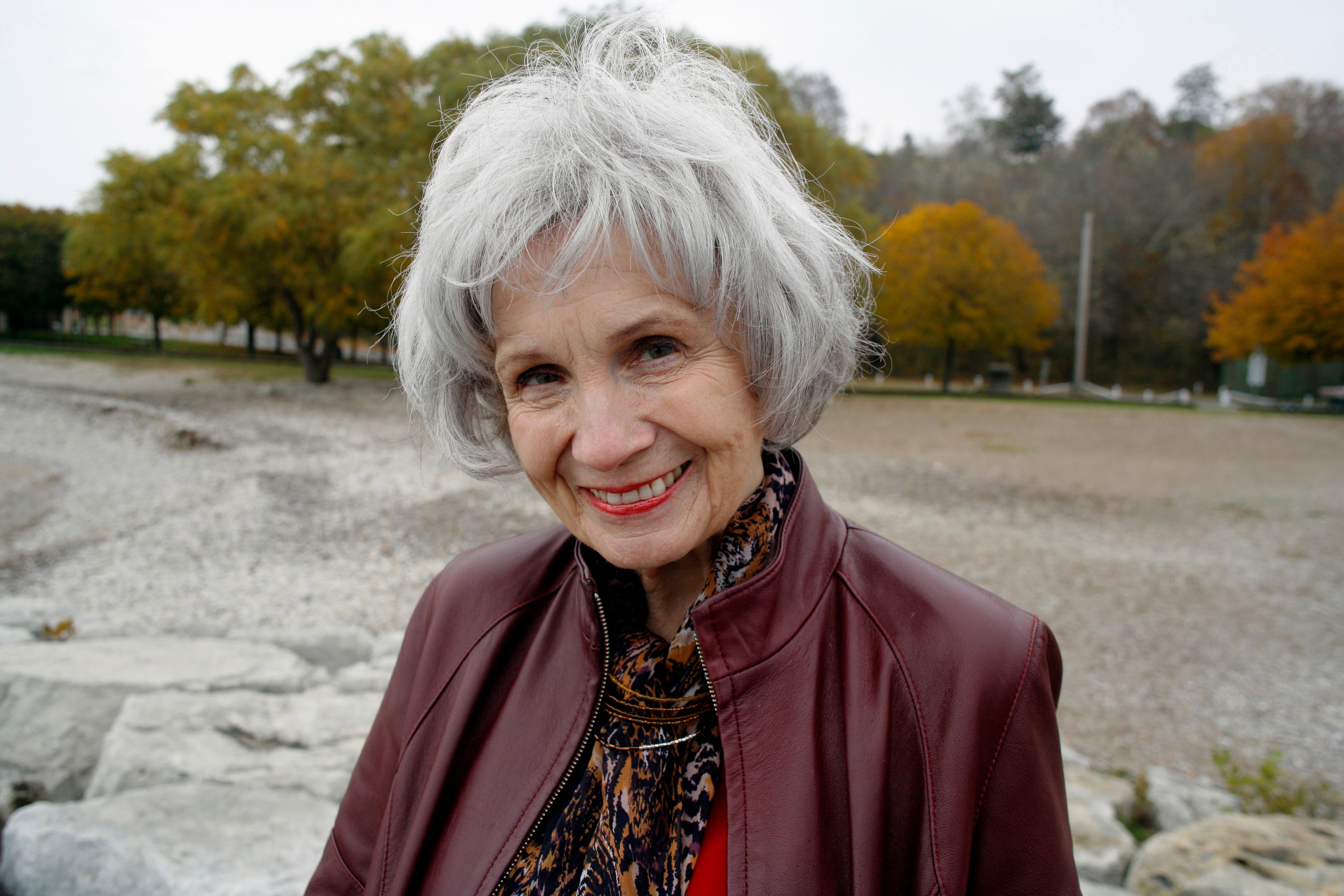 La escritora canadiense Alice Munro