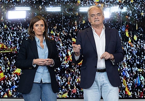 Carmen Fúnez y Esteban González Pons presentan el lema de campaña del PP para las elecciones europeas