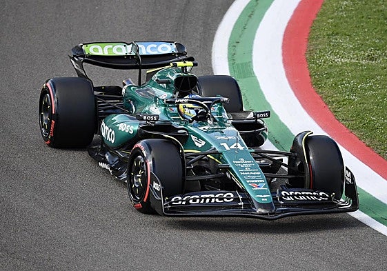 Fernando Alonso, durante los libres de este viernes.