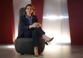 La vicepresidenta tercera y ministra para la Transición Ecológica, en el despacho de la sede del PSOE en el que se celebró esta entrevista.