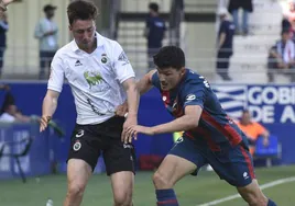 El Racing de Santander se mantiene en playoff tras ganar en Huesca