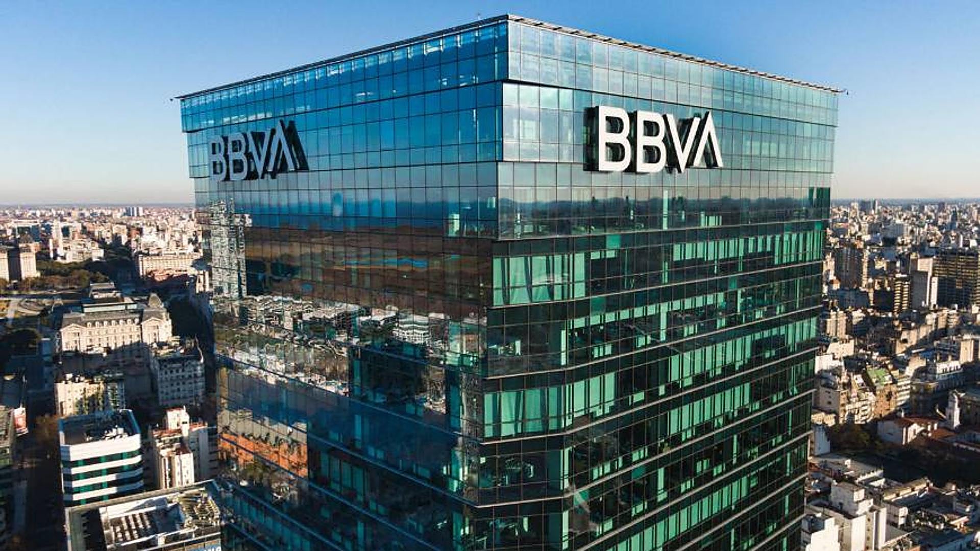 İspanya, diplomatik krizin ortasında Arjantin'de 18 milyar dolarlık yatırımı riske atıyor