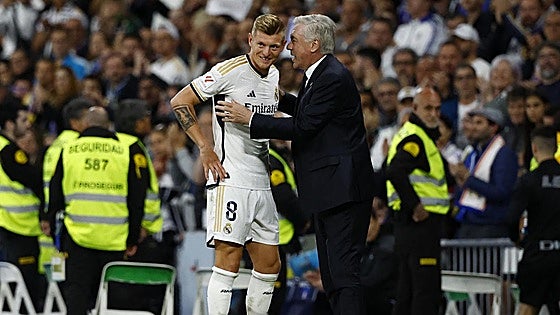 El vestuario del Real Madrid despide a Kroos: «¡Cómo me has jodido!»
