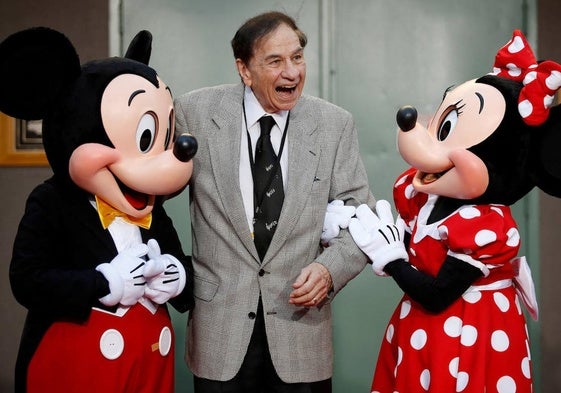 Richard Sherman, junto a Micky y Minnie.