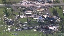 Viviendas arrasadas por los tornados en Valley View, Texas.