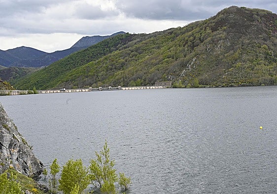 Los embalses se asoman al verano con 10.500 hectómetros cúbicos más que hace un año
