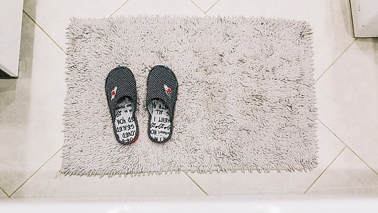Las mejores zapatillas para estar frescos y cómodos en casa