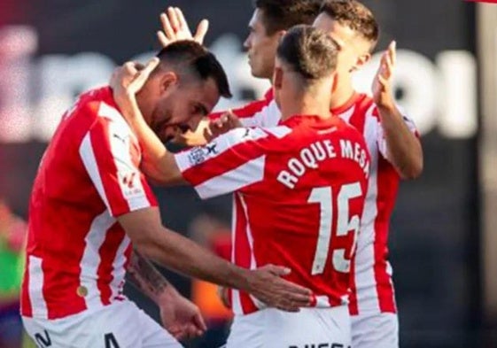 El Sporting de Gijón jugará el playoff tras derrotar al Eldense a domicilio