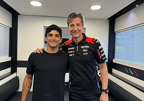 Jorge Martín tras firmar con Aprilia
