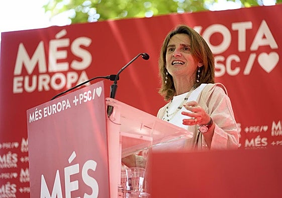 Teresa Ribera, durante un acto de campaña.