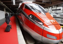 Un tren de Iryo en la estación.