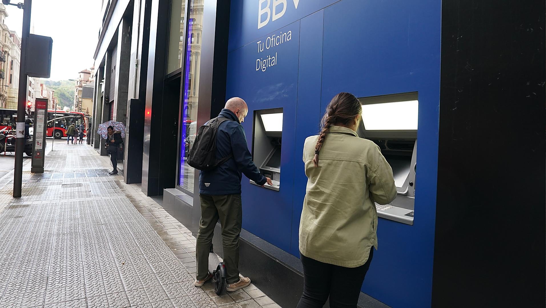 İspanya Merkez Bankası, suçluların kara para aklamak için kullandıkları “katır hesapları” konusunda uyardı