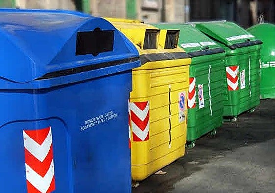 Contenedores de reciclaje en Mallorca.