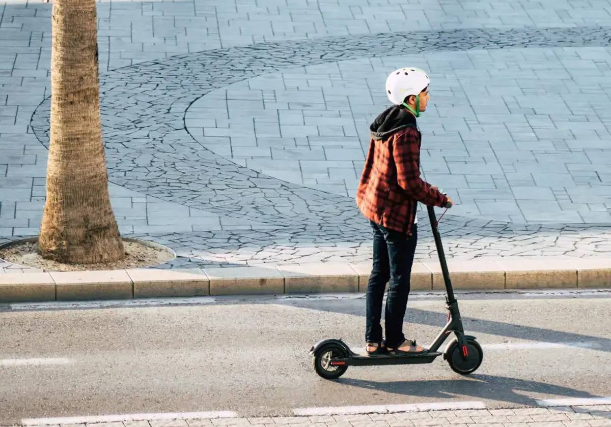 Moverse en patinete eléctrico