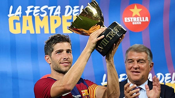 Sergi Roberto se cansa de esperar al Barça