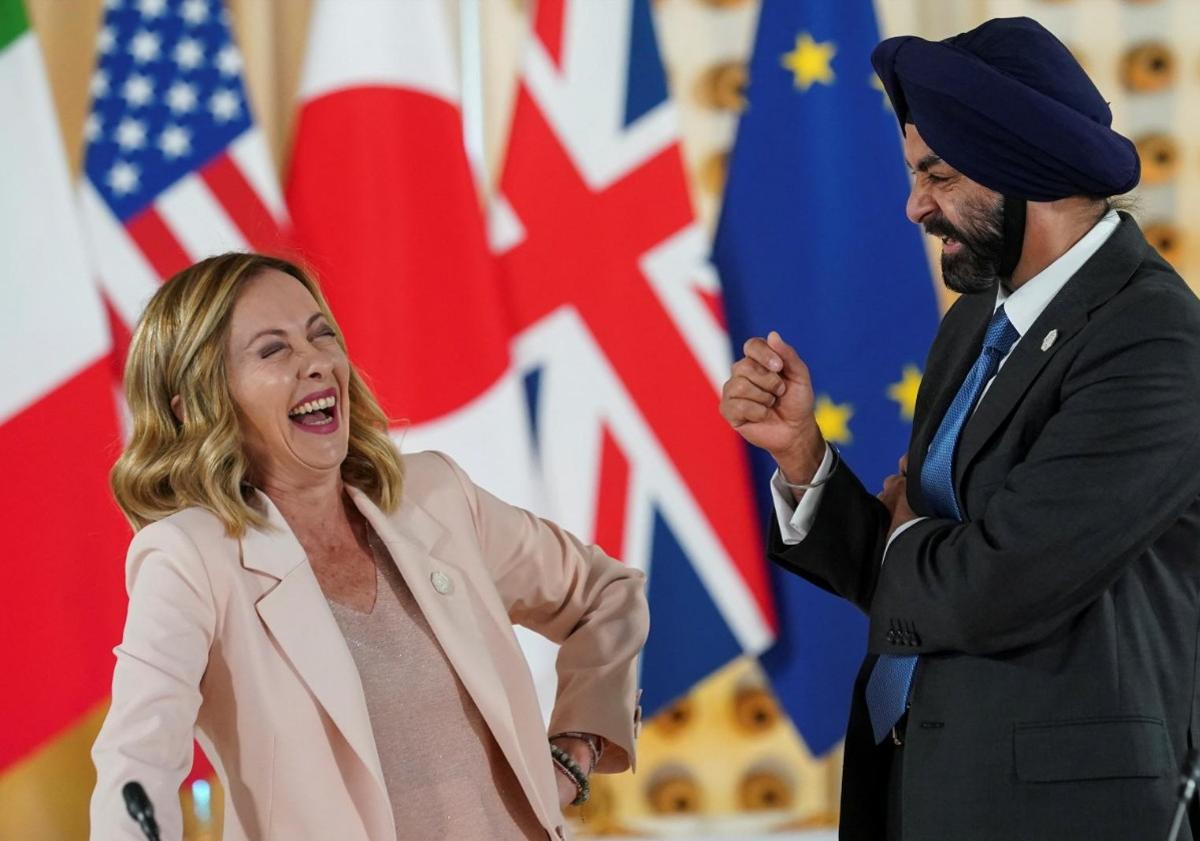 Imagen principal - Meloni &#039;superstar&#039;, la reina de la cumbre del G7