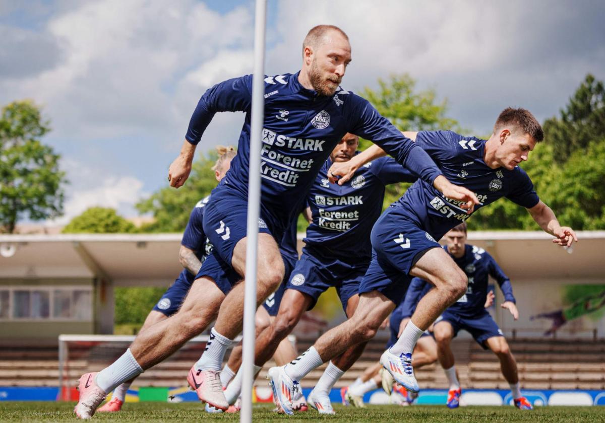 Christian Eriksen, durante un entrenamiento con Dinamarca en Alemania.