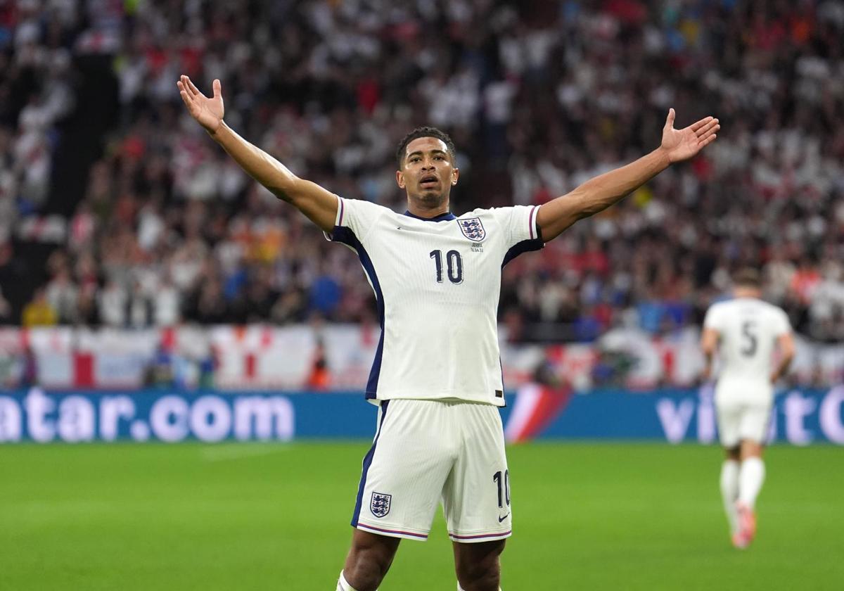 Jude Bellingham, tras marcar el gol de la victoria de Inglaterra frente a Serbia.