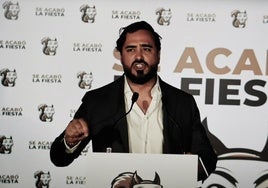 Alvise Pérez en un acto de su plataforma política.