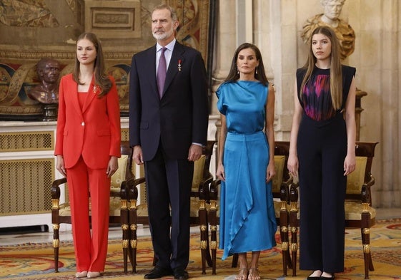 La princesa Leonor, Felipe VI, la reina Letizia y la infanta Sofía.