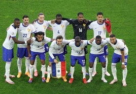 Once inicial de Francia ante Austria.