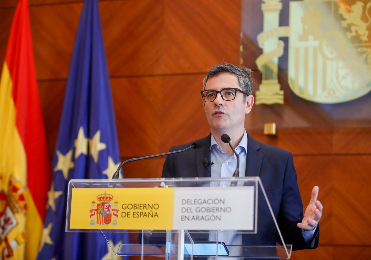 El ministro de Justicia, Félix Bolaños, este jueves en una comparecencia en la sede de la delegación del Gobierno en Zaragoza.