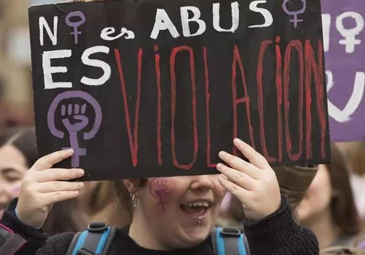 Una manifestación en contra de las violaciones y reclamando mayor castigo en los tribunales.