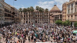 Más de 15.000 personas se manifiestan por una vivienda digna en Málaga