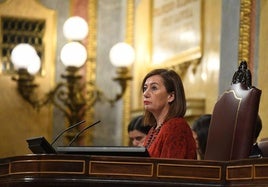 La presidenta del Congreso, Francina Armengol, durante una sesión plenaria