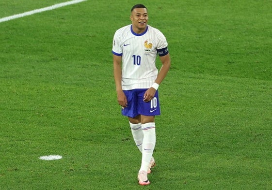 Kylian Mbappé, jugando con Francia contra Austria en la Eurocopa 2024.