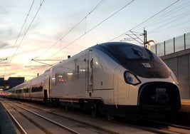 Uno de los trenes Avril fabricados por Talgo.