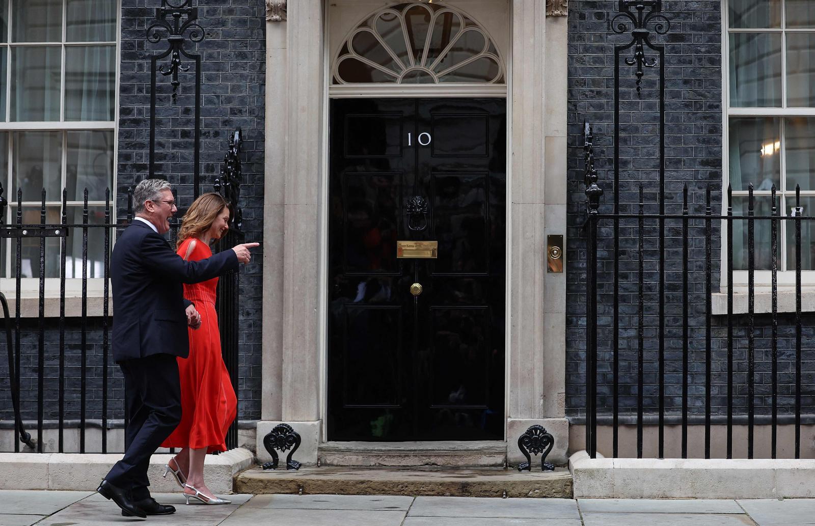 Starmer promete una renovación nacional sin ruido con el reto urgente de reflotar la economía