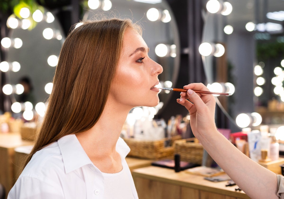 5 imprescindibles para sumarte al estilo coquette, el maquillaje más trendy de este 2024