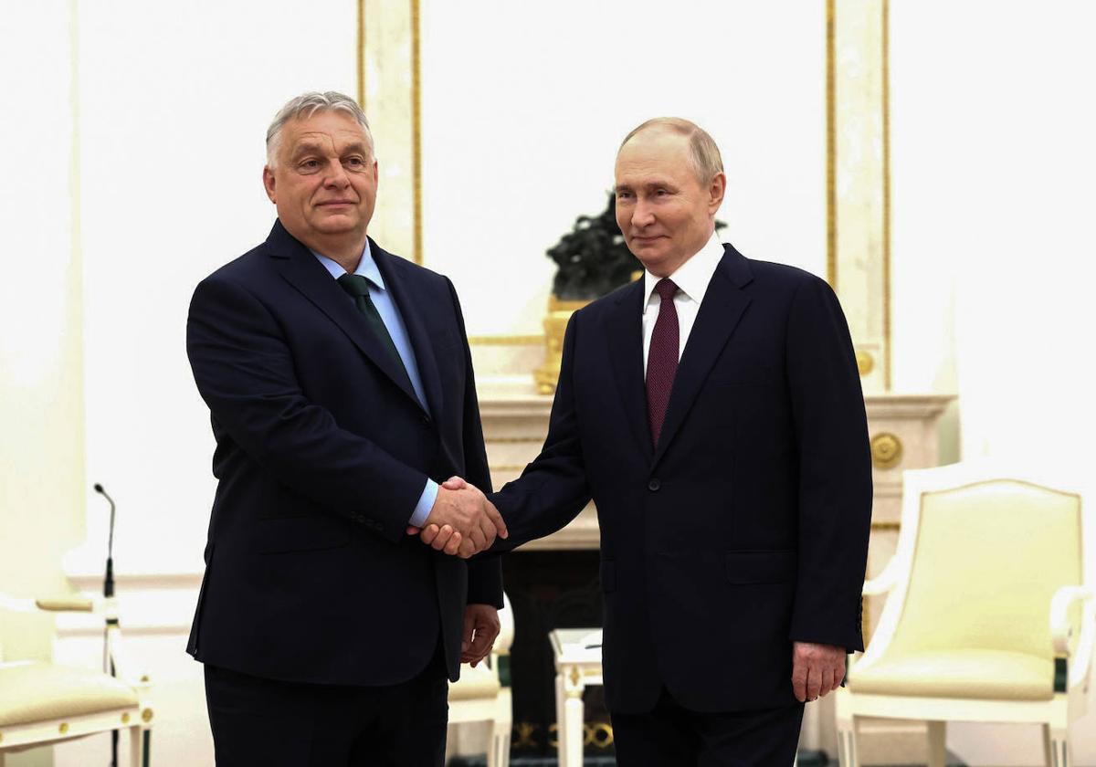 Viktor Orbán visitó a Vladímir Putin en Moscú nada más acceder a la presidencia rotatoria del Consejo de la UE.