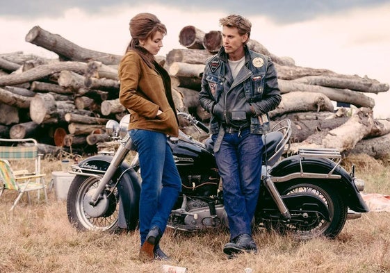 Jodie Comer y Austin Butler en 'Bikeriders. La ley del asfalto'.