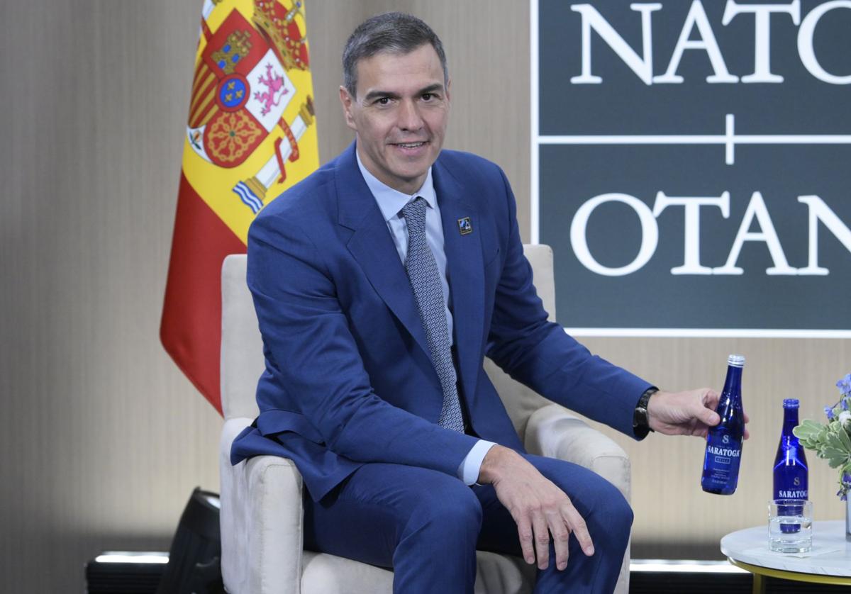 El presidente de Gobierno, Pedro Sánchez, antes de un encuentro bilateral durante la cumbre de la OTAN.