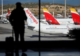 Aviones en el aeropuerto de Barajas.