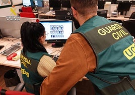Miembros de la Guardia Civil.